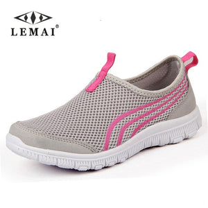 LEMAI 2018 Men Sneakers,Unisex Lover Shoes Summer Casual Men Shoe Breathable Network Shoes man Slip On Flats For Man 35-46