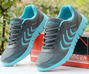 Hot 2018 Women Brand Sneakers spring Breathable Sport Shoes Female Running Shoes Light outdoor plus size 35-44 Fast delivery