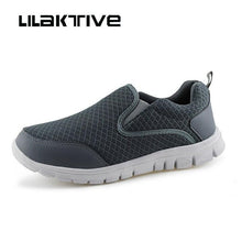2018 New Men Outdoor loafers breathable sneakers men walking shoes men super light weight athletic shoes sport shoes plus size
